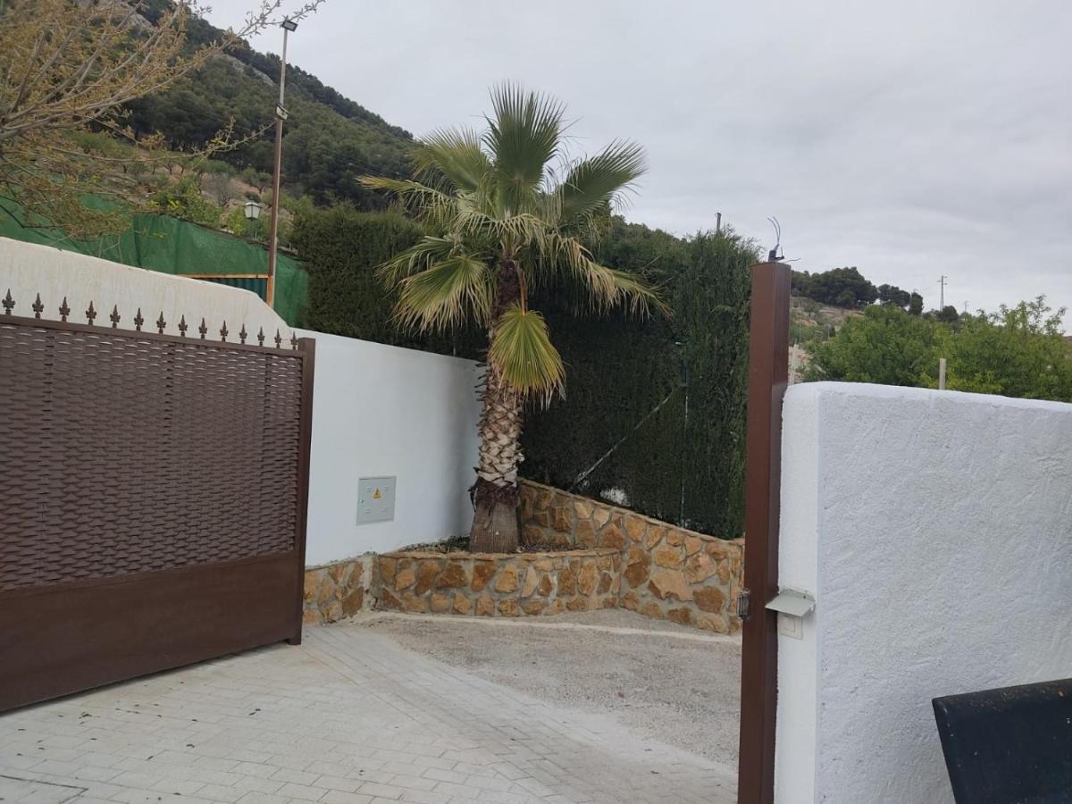 Casa Cueva El Almendro Guest House Pegalajar Luaran gambar
