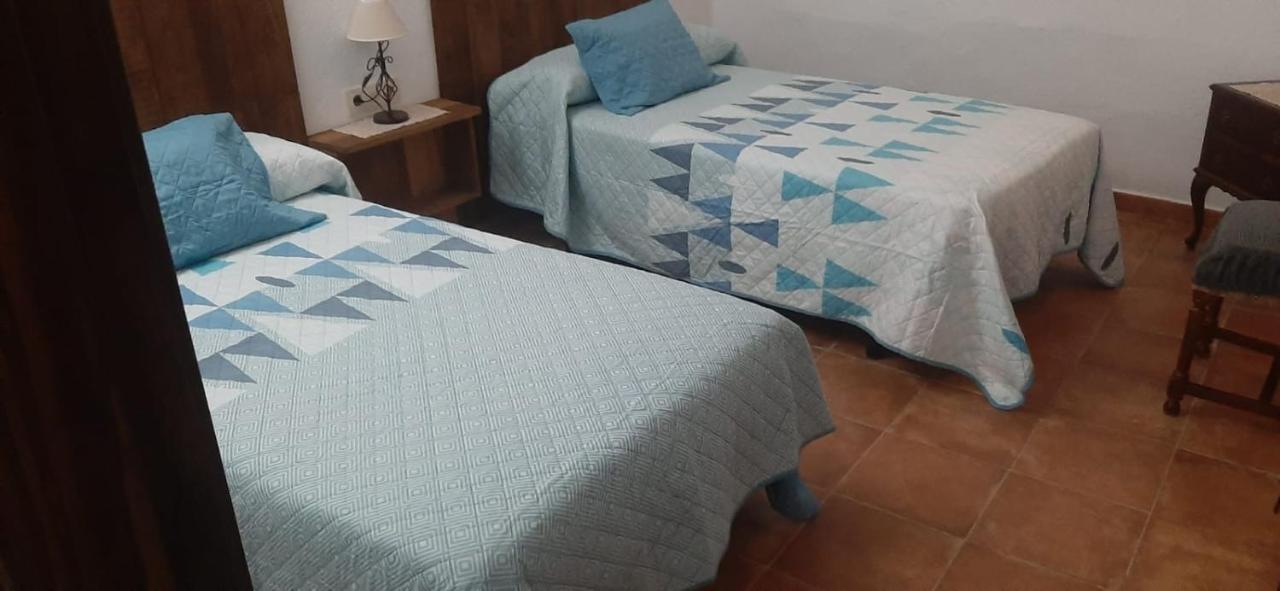Casa Cueva El Almendro Guest House Pegalajar Luaran gambar